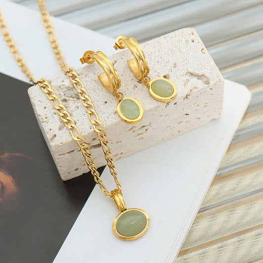 18K gold noble and light luxury gem-set