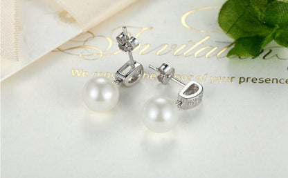 Shell Pearl Earrings
