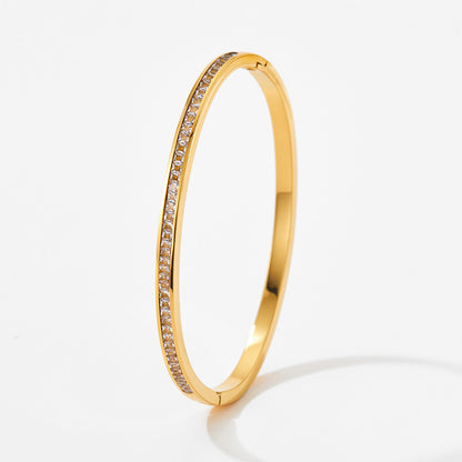 18K Gold Dazzling Diamond Bracelet