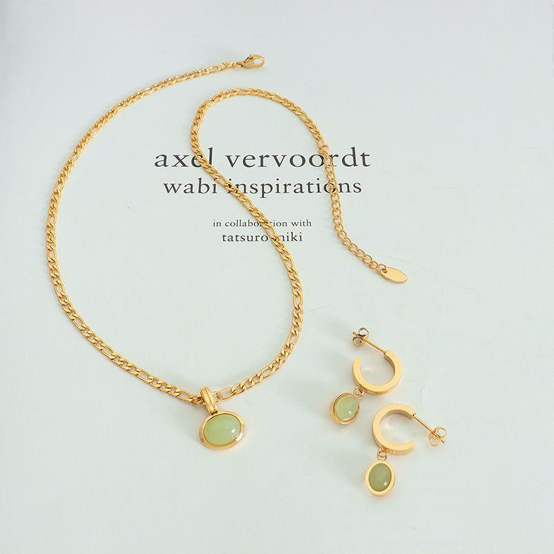 18K gold noble and light luxury gem-set