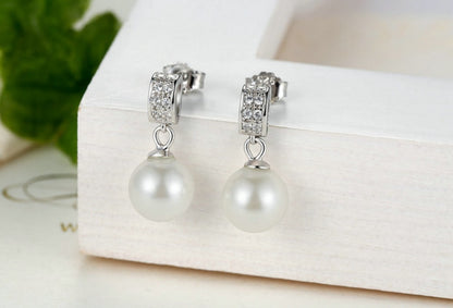 Shell Pearl Earrings