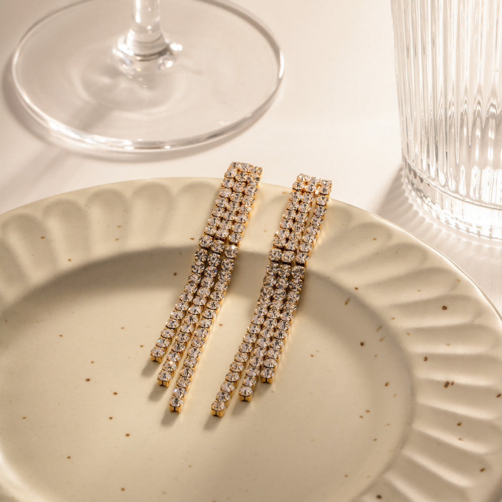 18K Gold Exquisite Dazzling Diamond Earrings