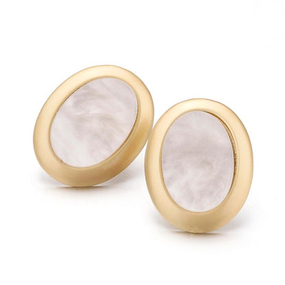 Vintage Gold Classic Earrings