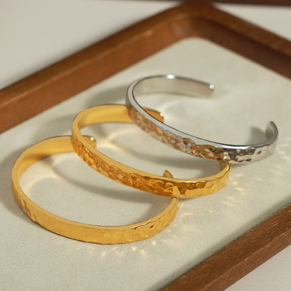 18K gold fashionable C-shaped open bracelet