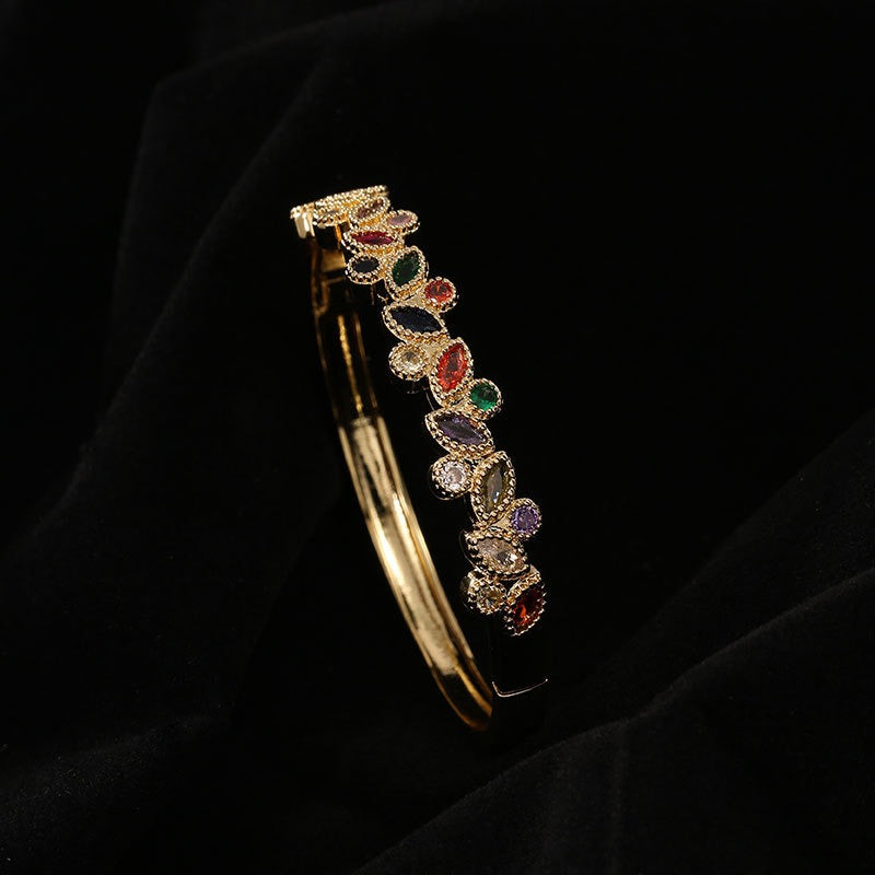 Women's Trendy Leaf Bracelet