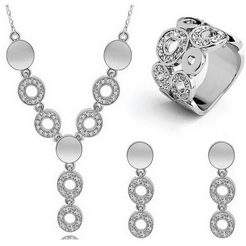 Classy Sparking Necklace Set