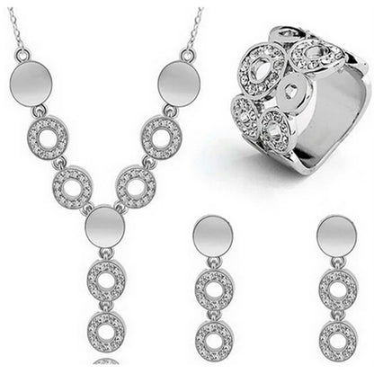 Classy Sparking Necklace Set