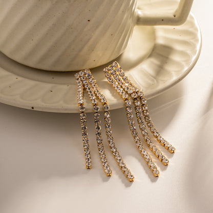 18K Gold Exquisite Dazzling Diamond Earrings