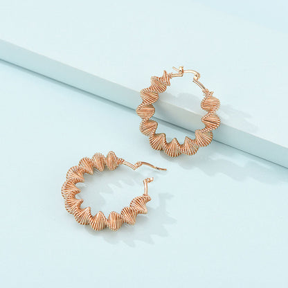 Gold Essential Earrings