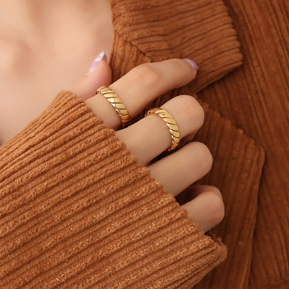 Gold Noble Ring