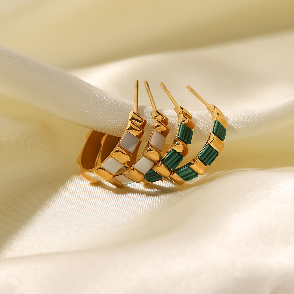 18k Gold C Shape Bamboo Earrings