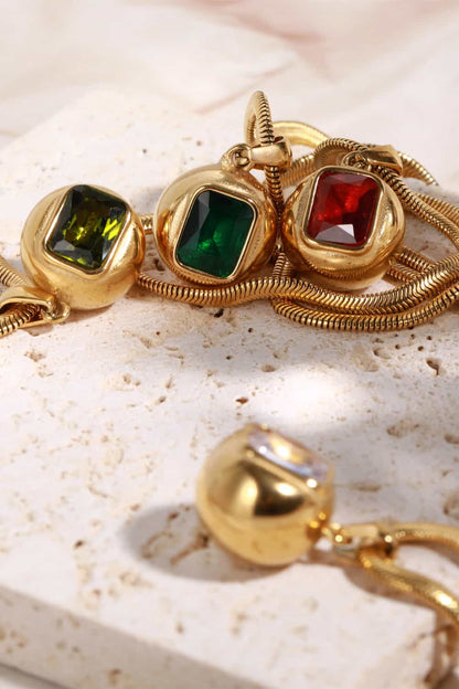 18K Gold Square Shape Necklace