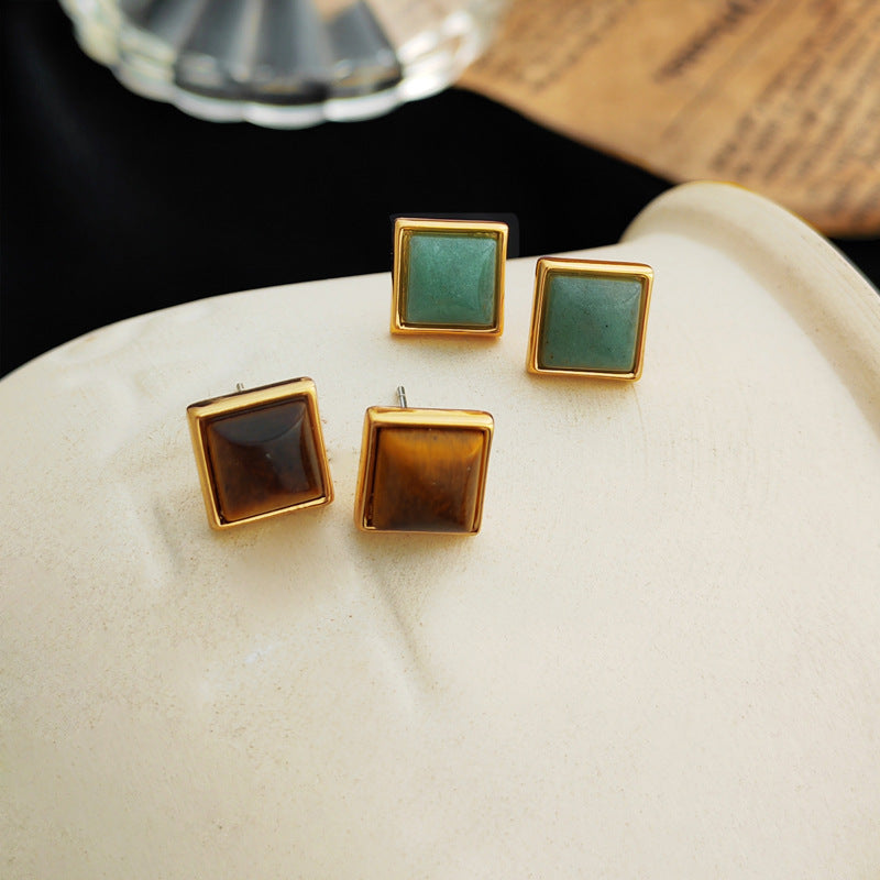 18k Square Gold Earrings