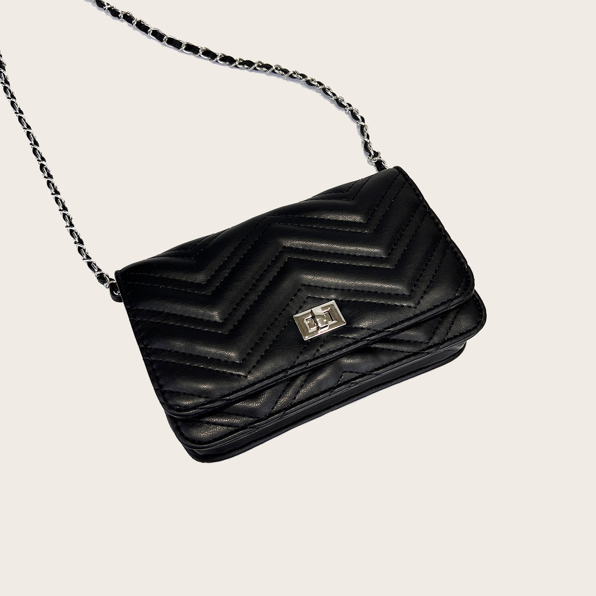 Classic Chain Shoulder Bag