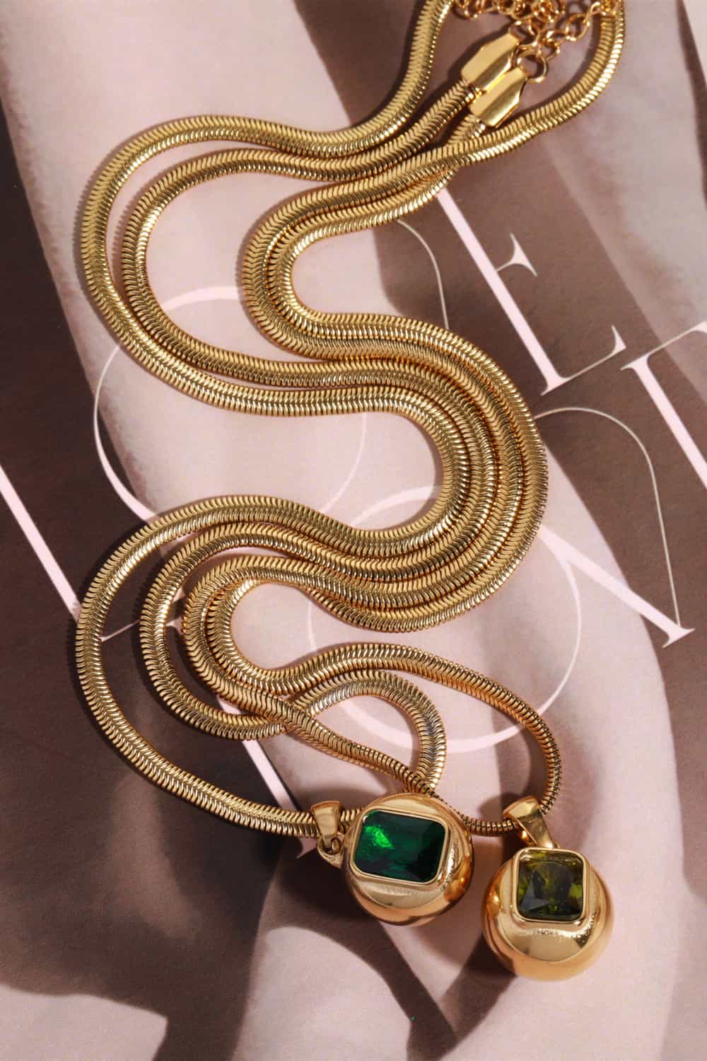 18K Gold Square Shape Necklace