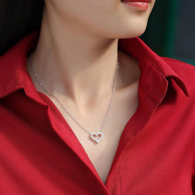 Hollow Out Heart Necklace